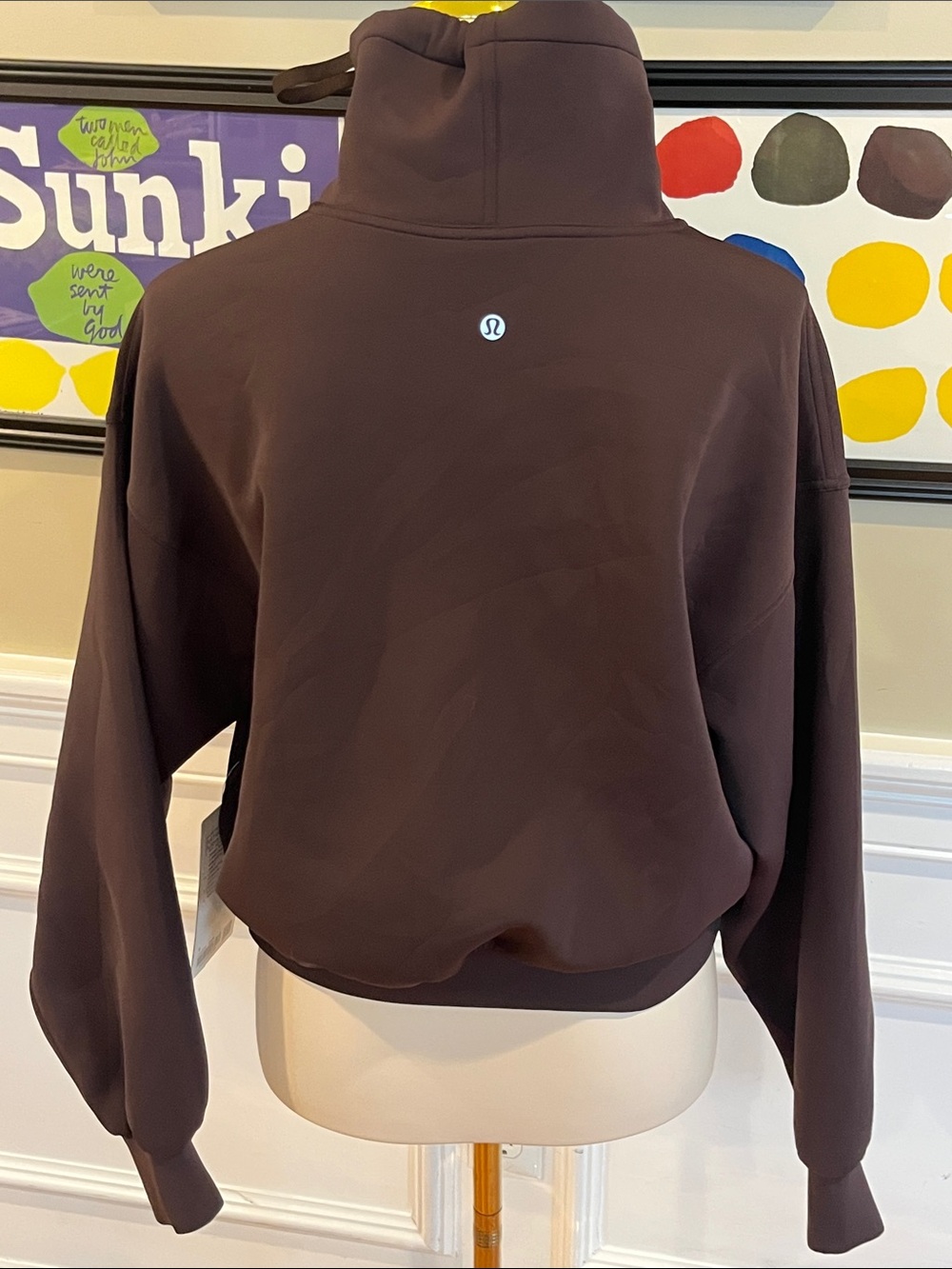 Lululemon Full Flourish Pullover in Expresso - Picture 8 of 11